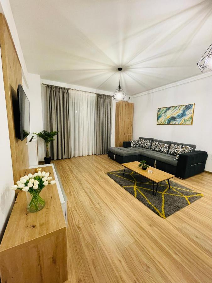 Royal Moonlight Apartment Mamaia Exterior foto